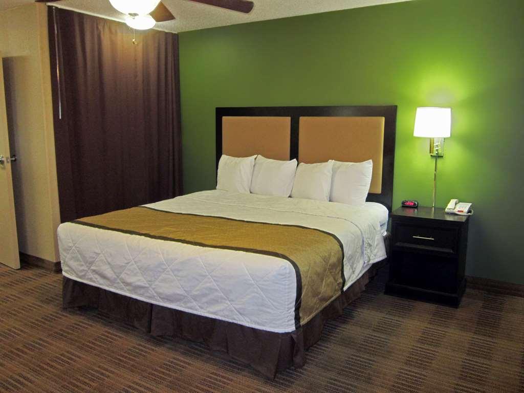 Extended Stay America Suites - Providence - Warwick Room photo